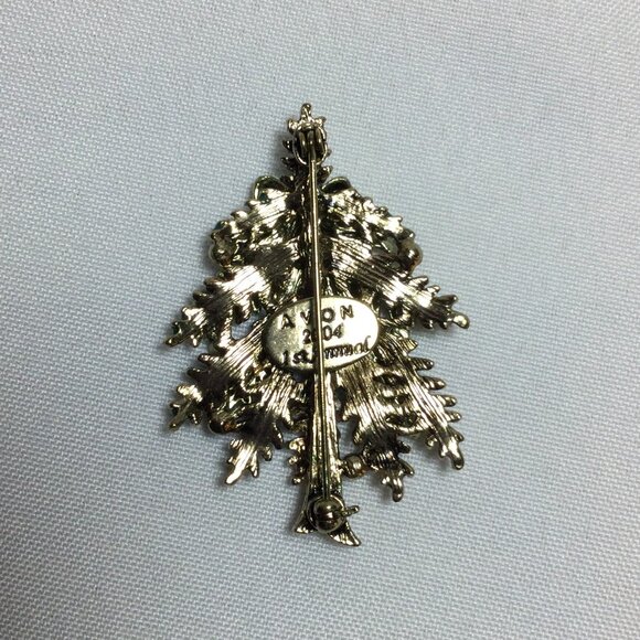 Avon 2004 1st Annual Christmas Tree Brooch - Picture 2 of 5